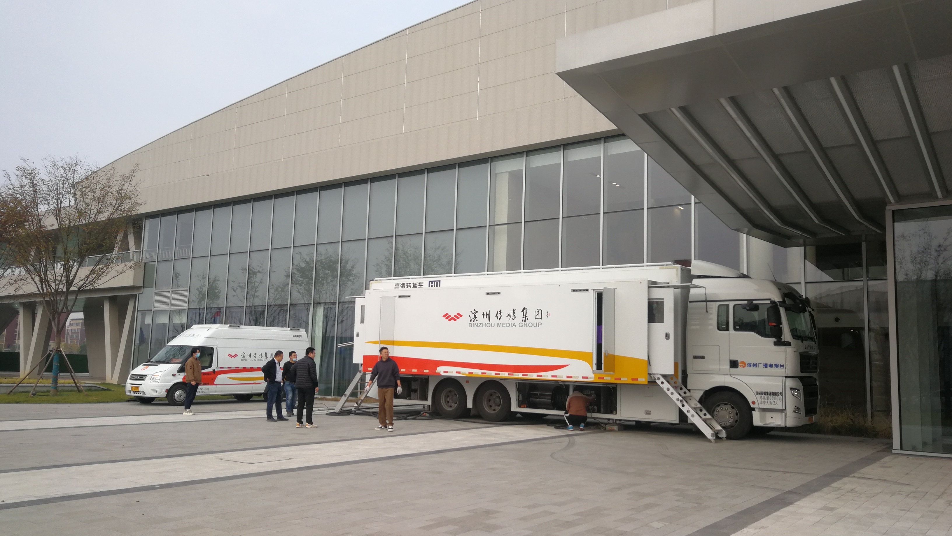 山東濱州市黃河三角洲農(nóng)產(chǎn)品交易服務(wù)中心劇場順利竣工